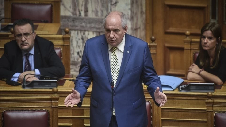 Στηρίζει την Κυβέρνηση ο Κουίκ: «Ο Τσίπρας με έκανε υφυπουργό»